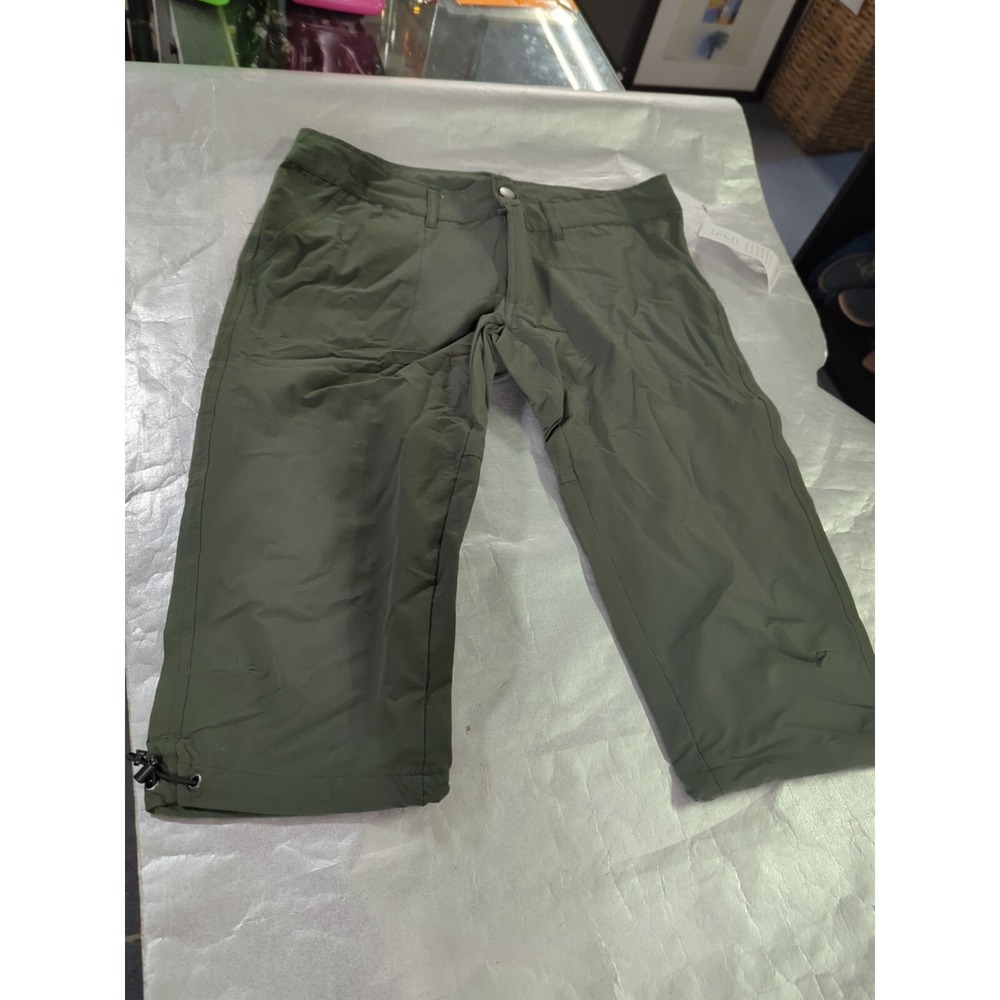 Iceburg Outerwear Womens olive green M capri pants with pockets‎ NWT